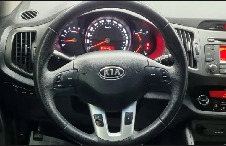 KIA SPORTAGE 2011