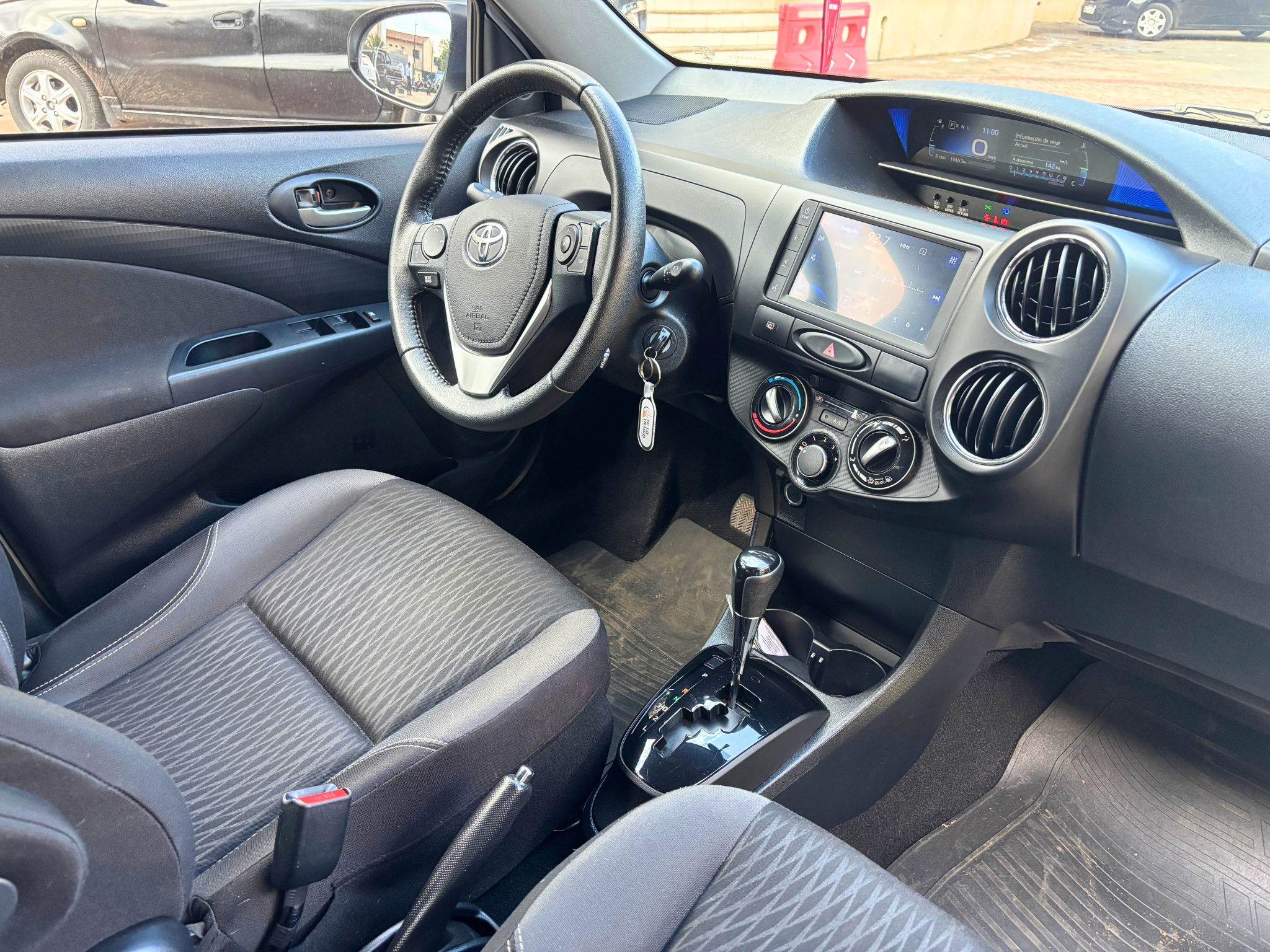 TOYOTA ETIOS 2022