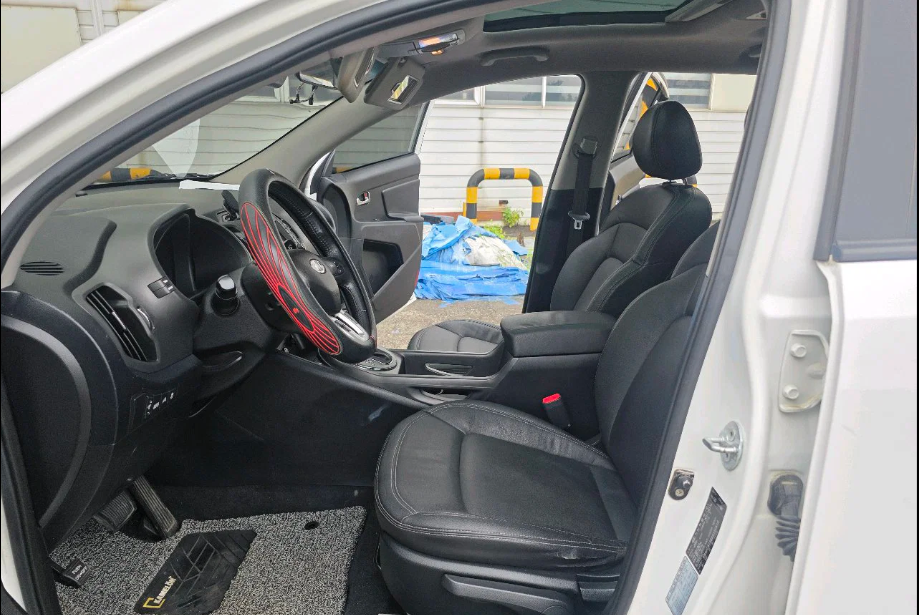 KIA SPORTAGE 2012