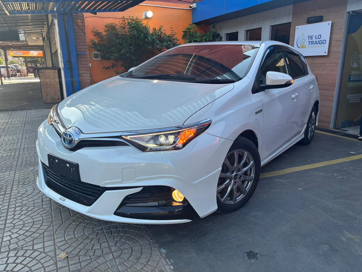 TOYOTA AURIS 2017