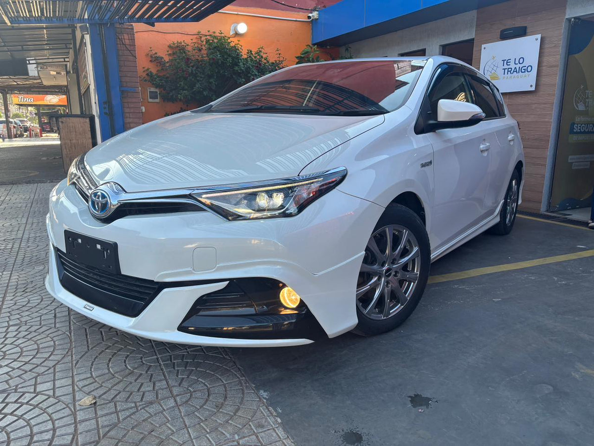 TOYOTA AURIS 2017