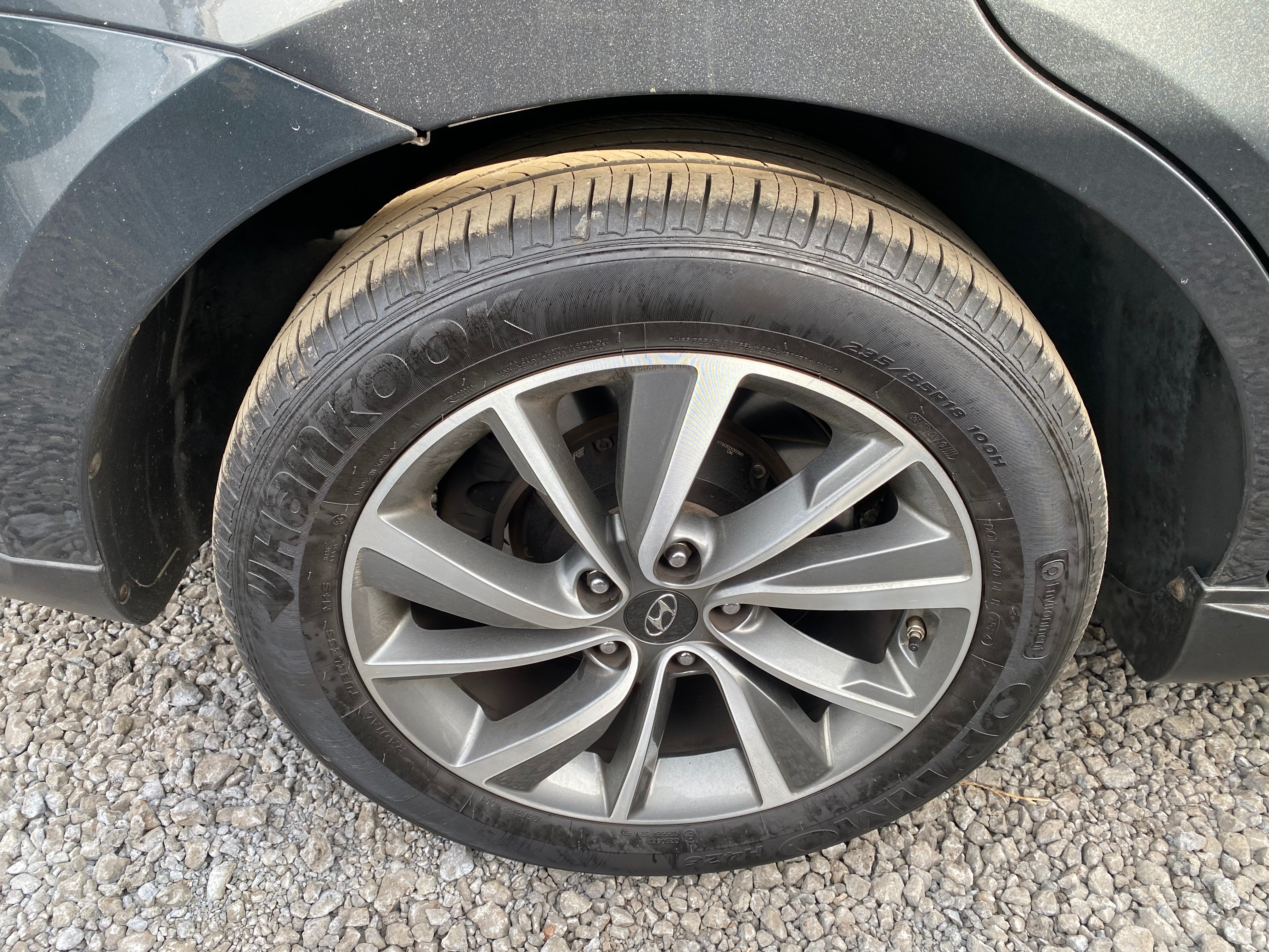 HYUNDAI SANTA FE 2011