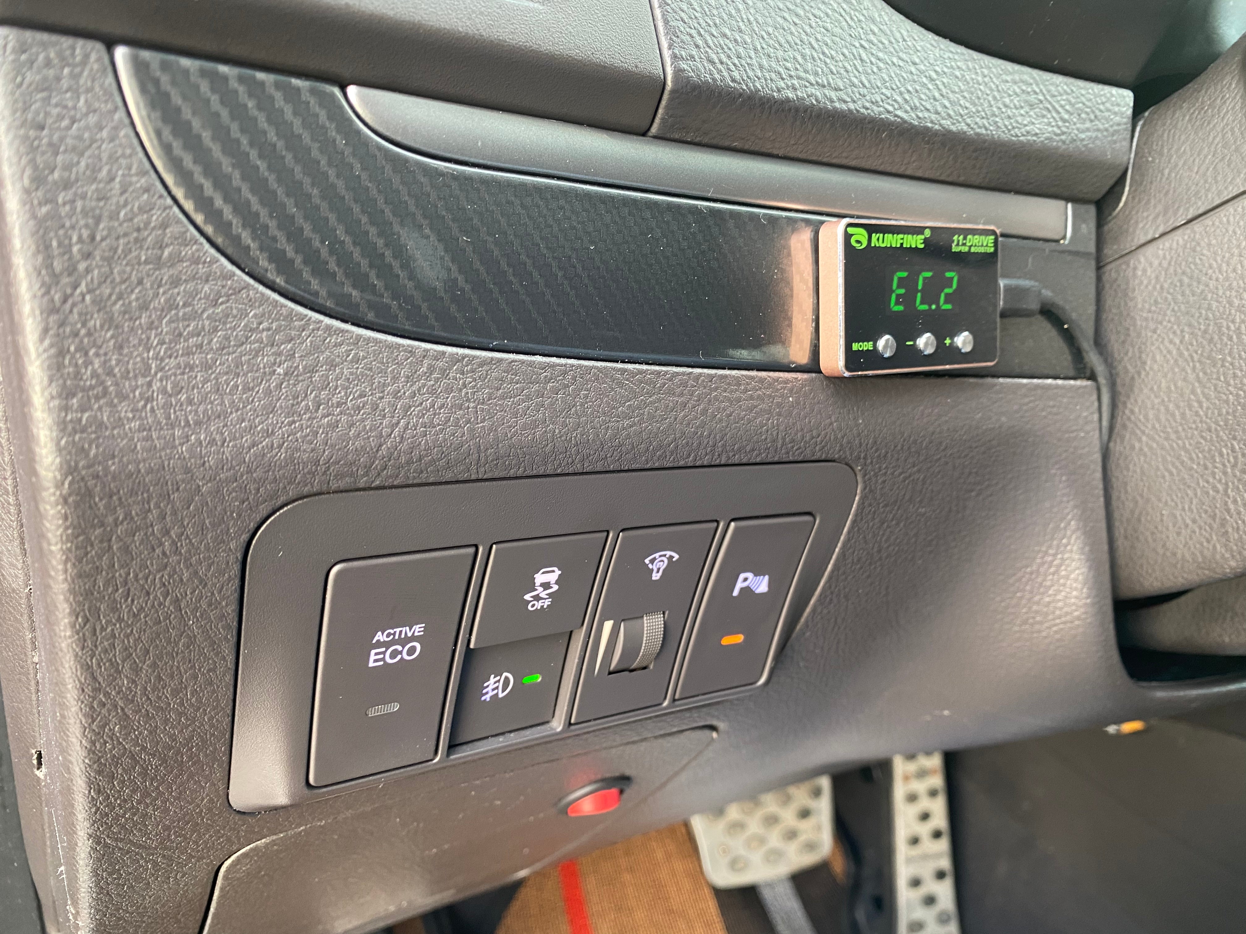 HYUNDAI SANTA FE 2011