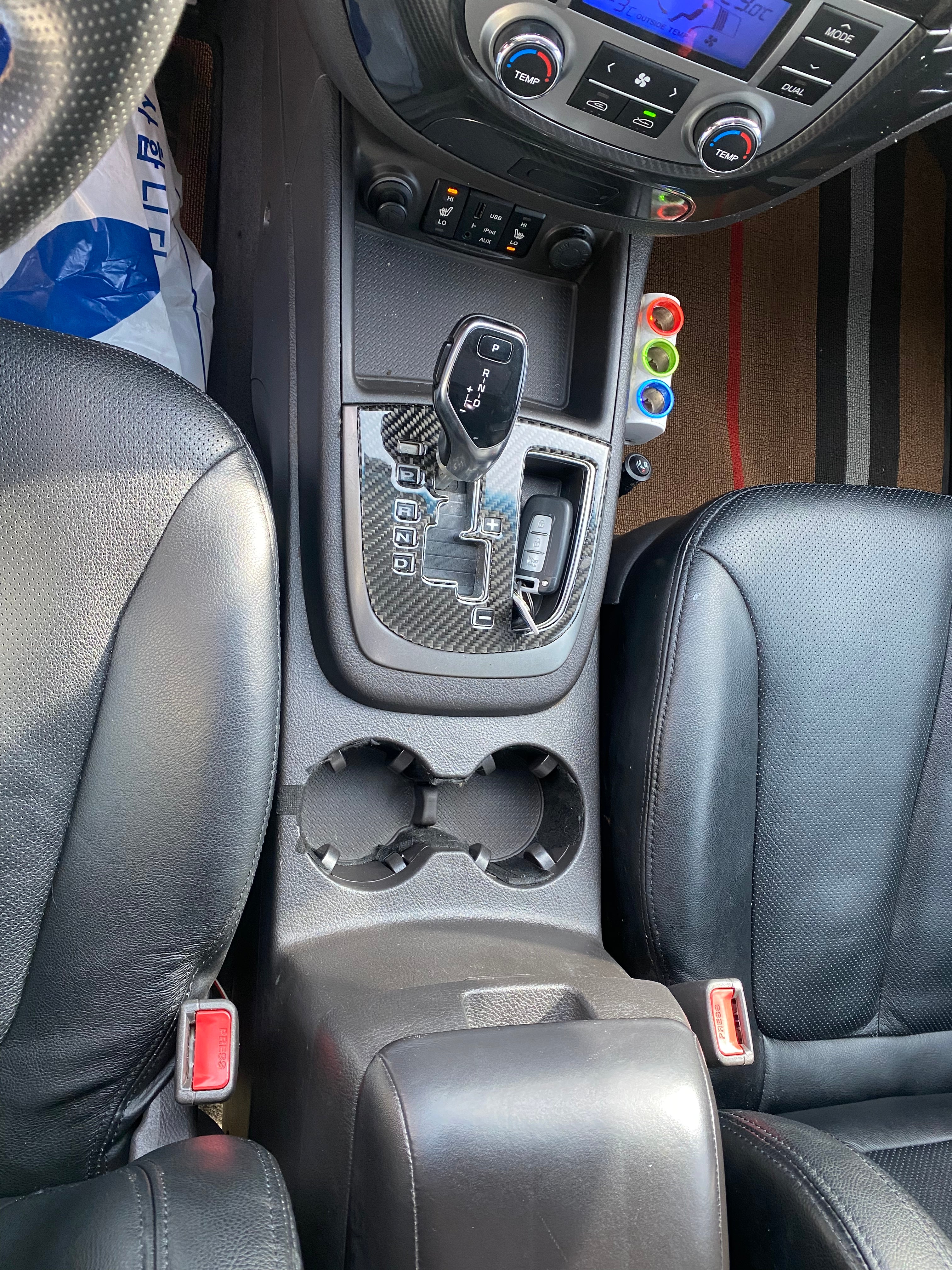 HYUNDAI SANTA FE 2011