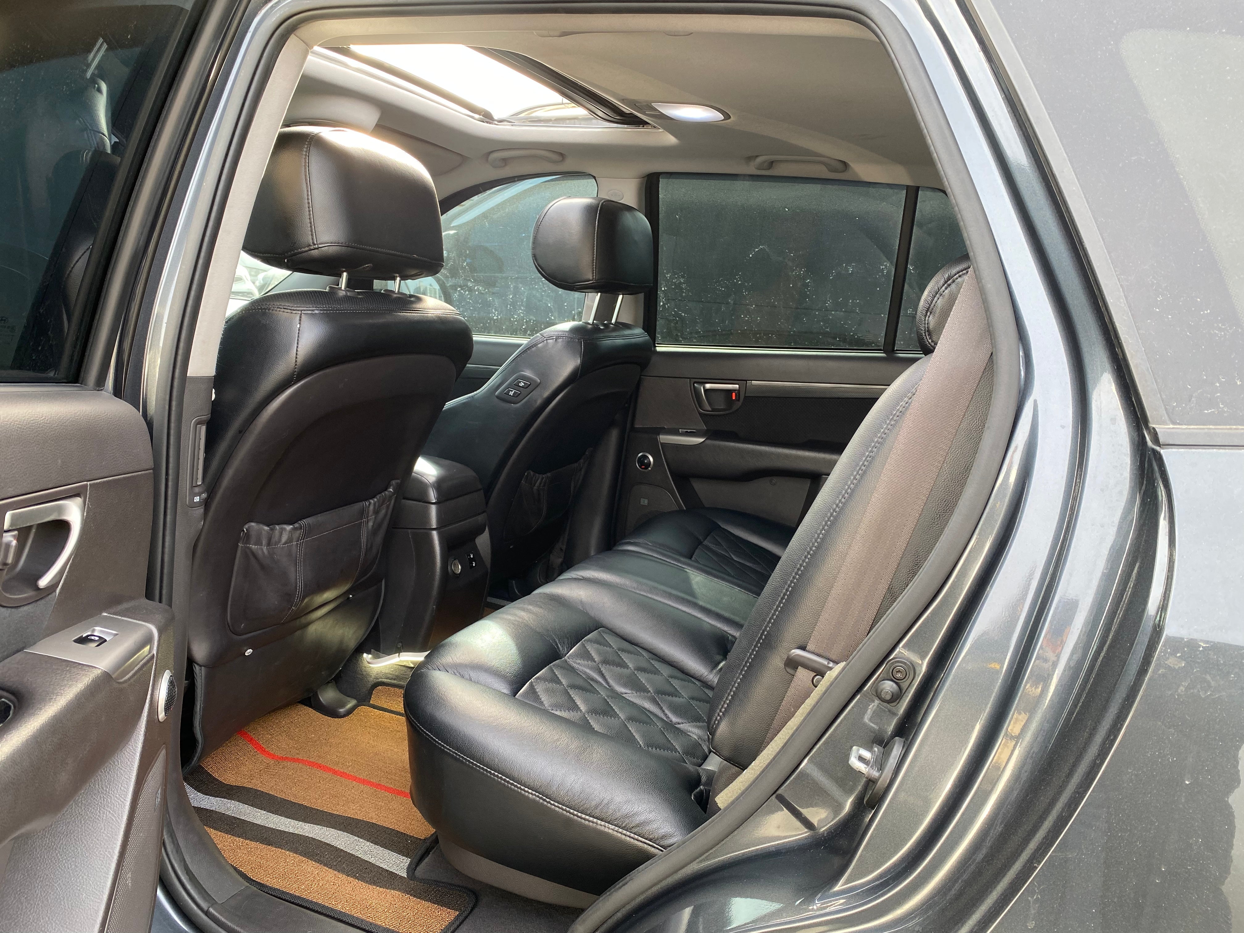 HYUNDAI SANTA FE 2011