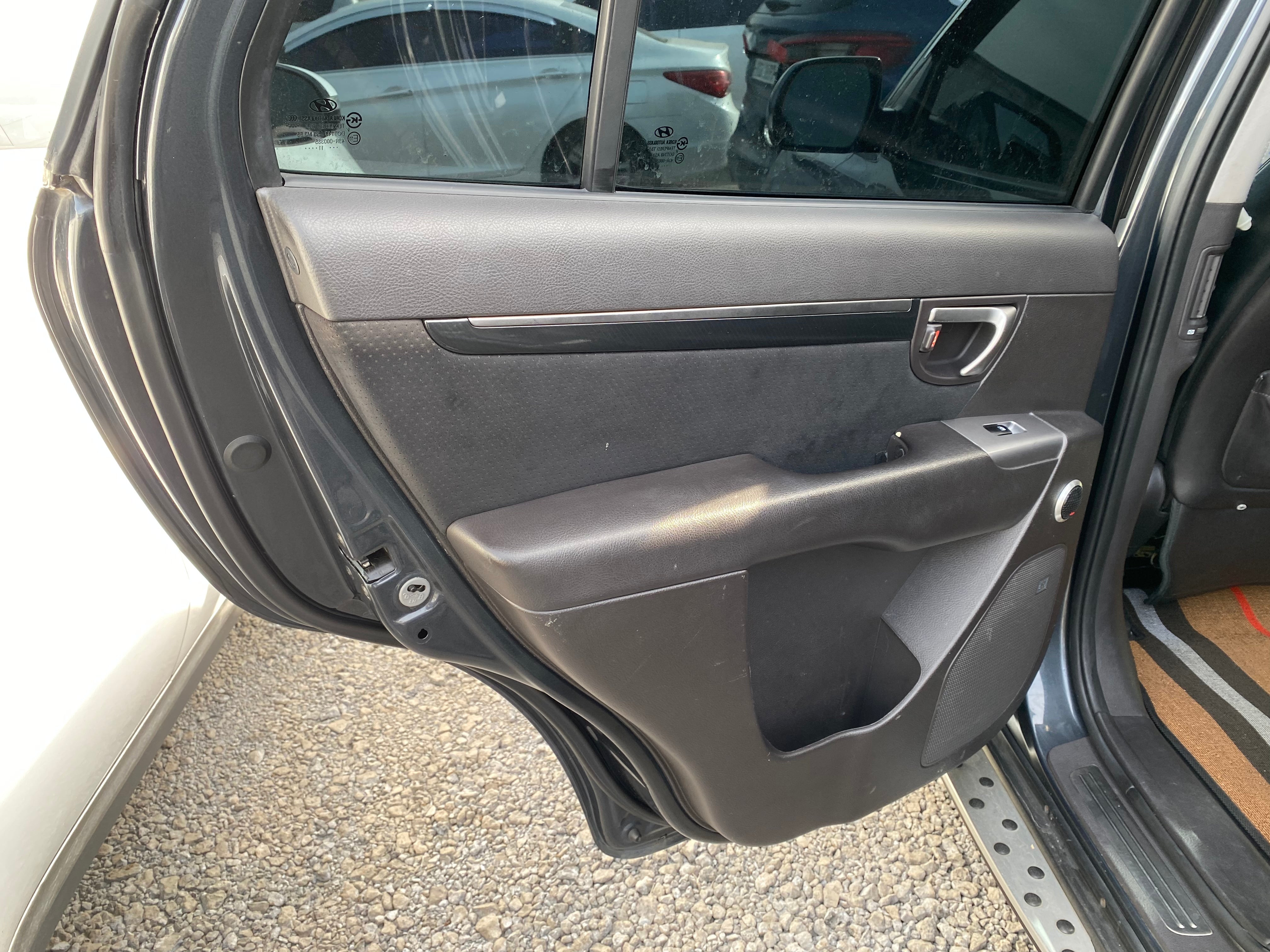 HYUNDAI SANTA FE 2011