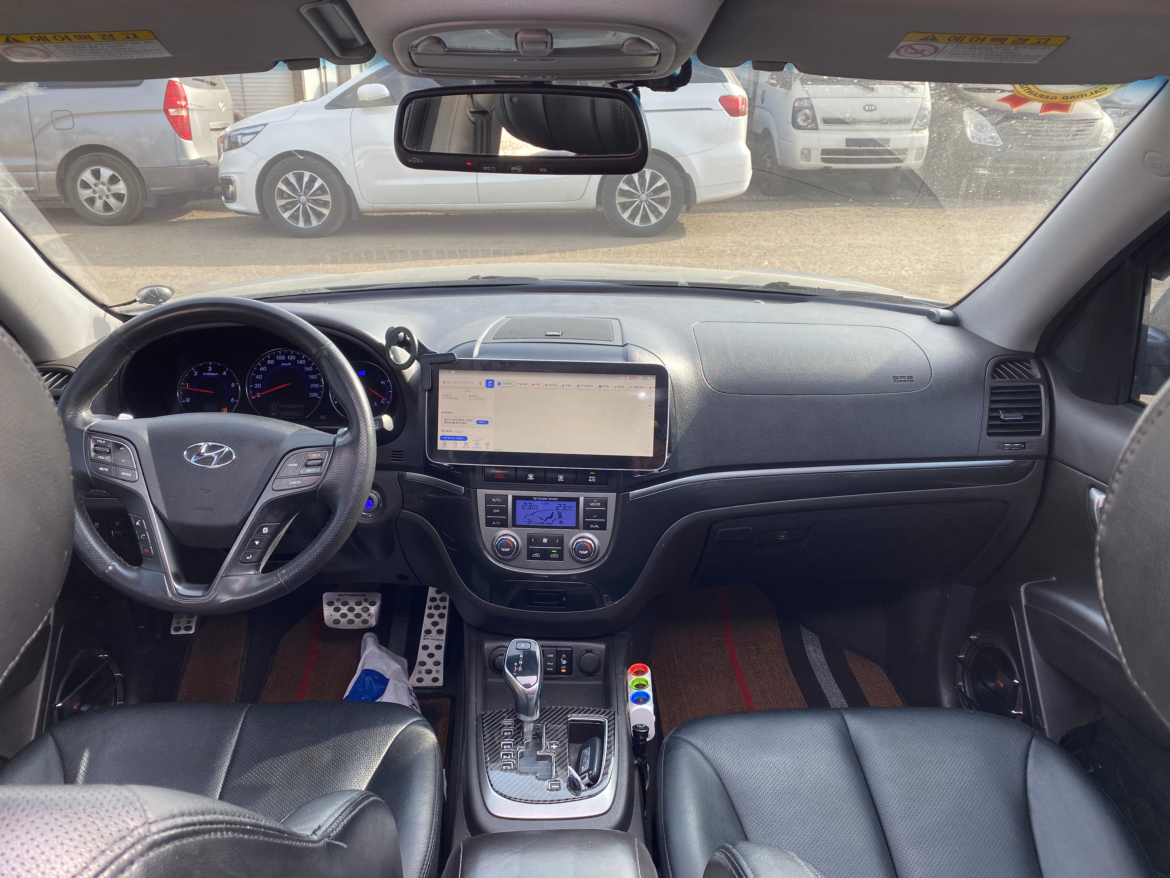 HYUNDAI SANTA FE 2011