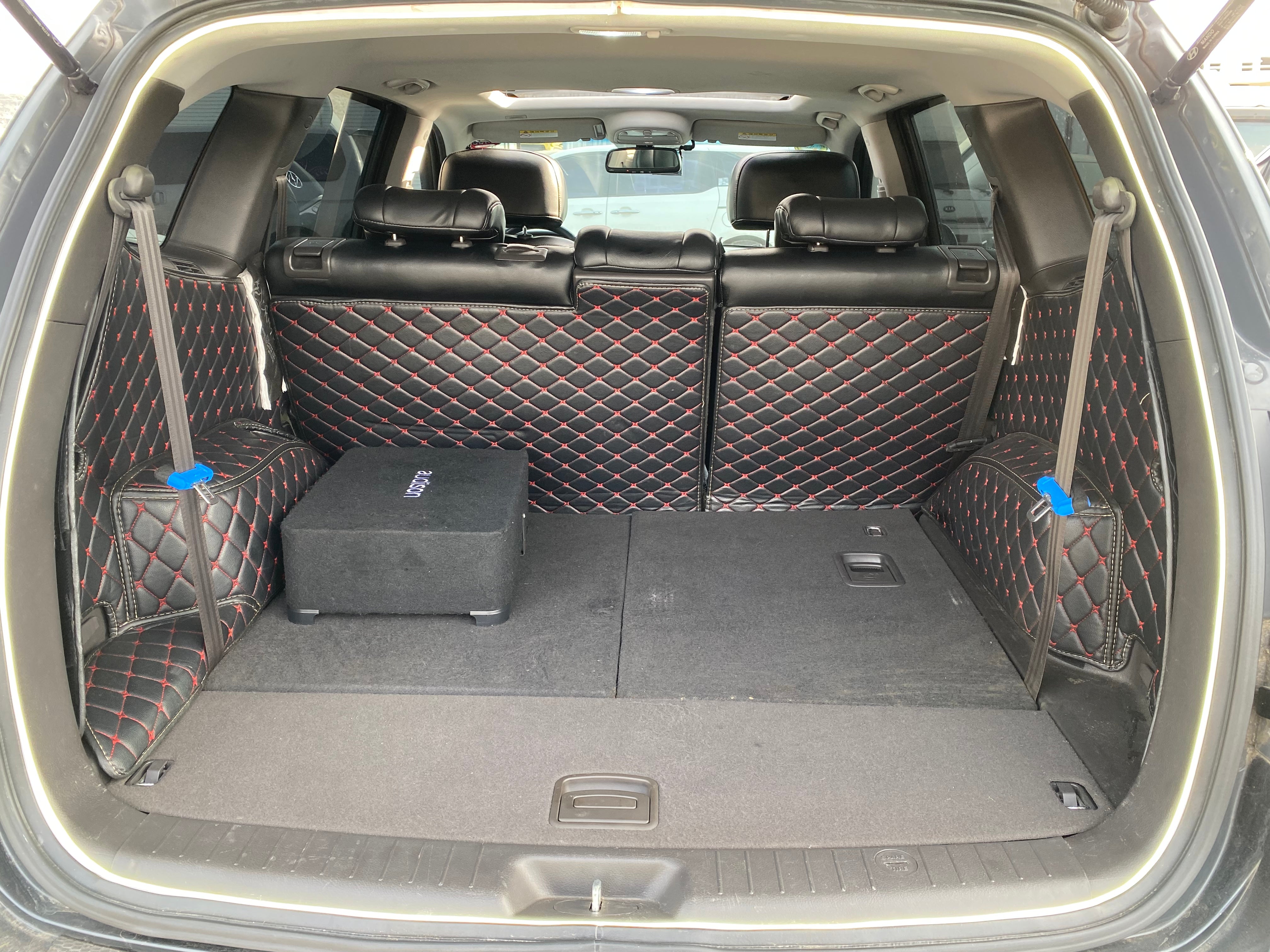HYUNDAI SANTA FE 2011