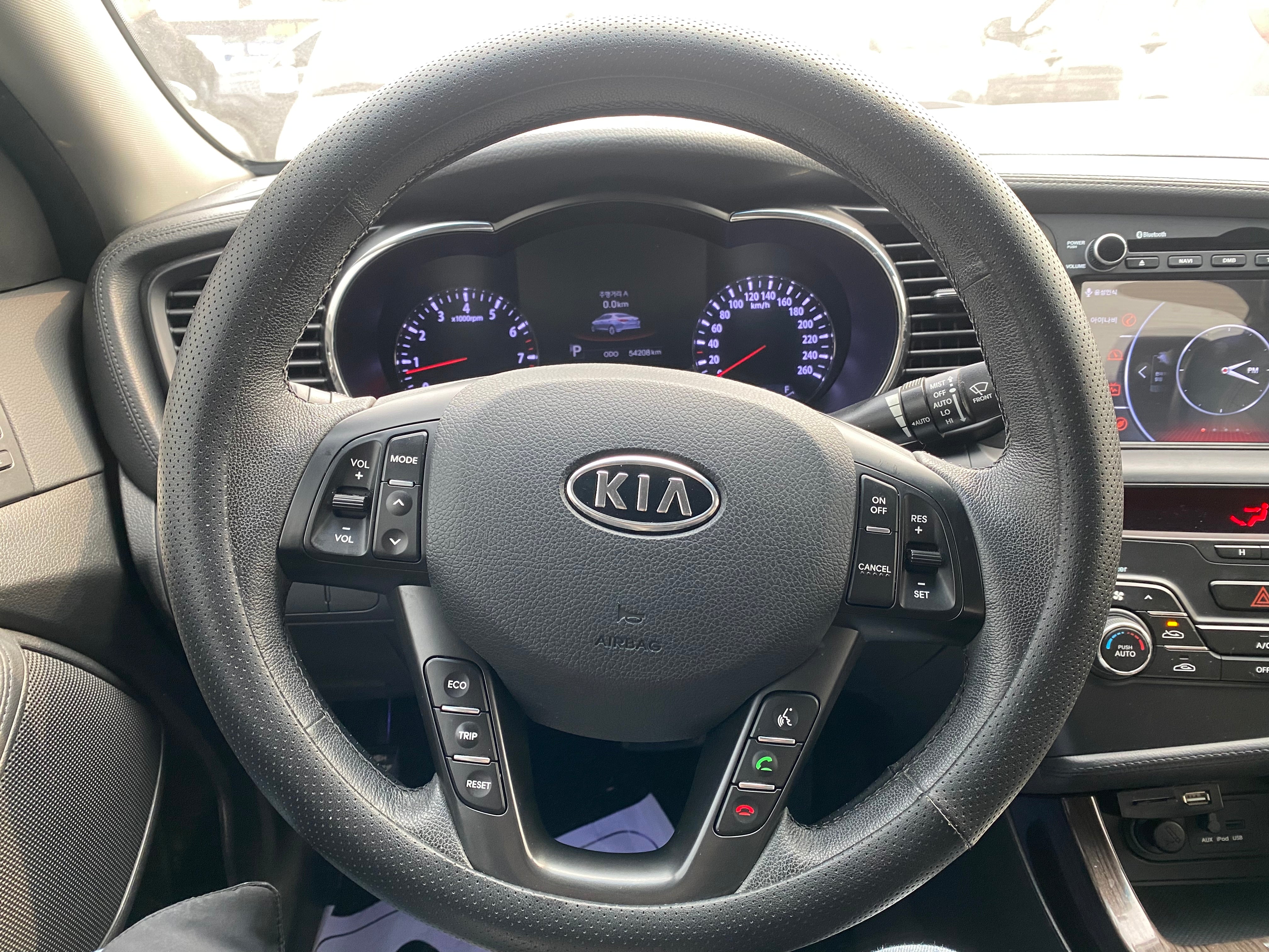 KIA K5 2011