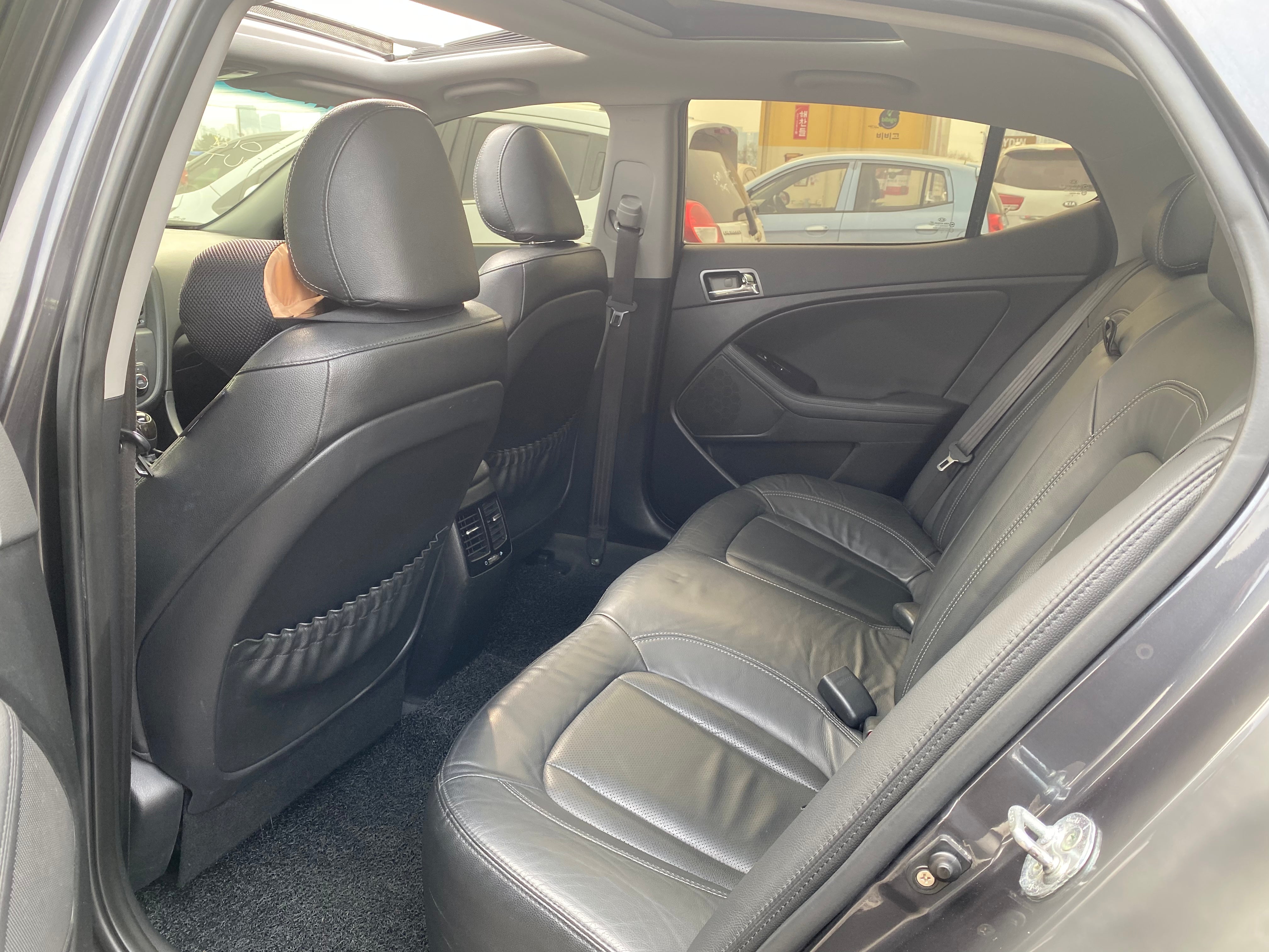 KIA K5 2011