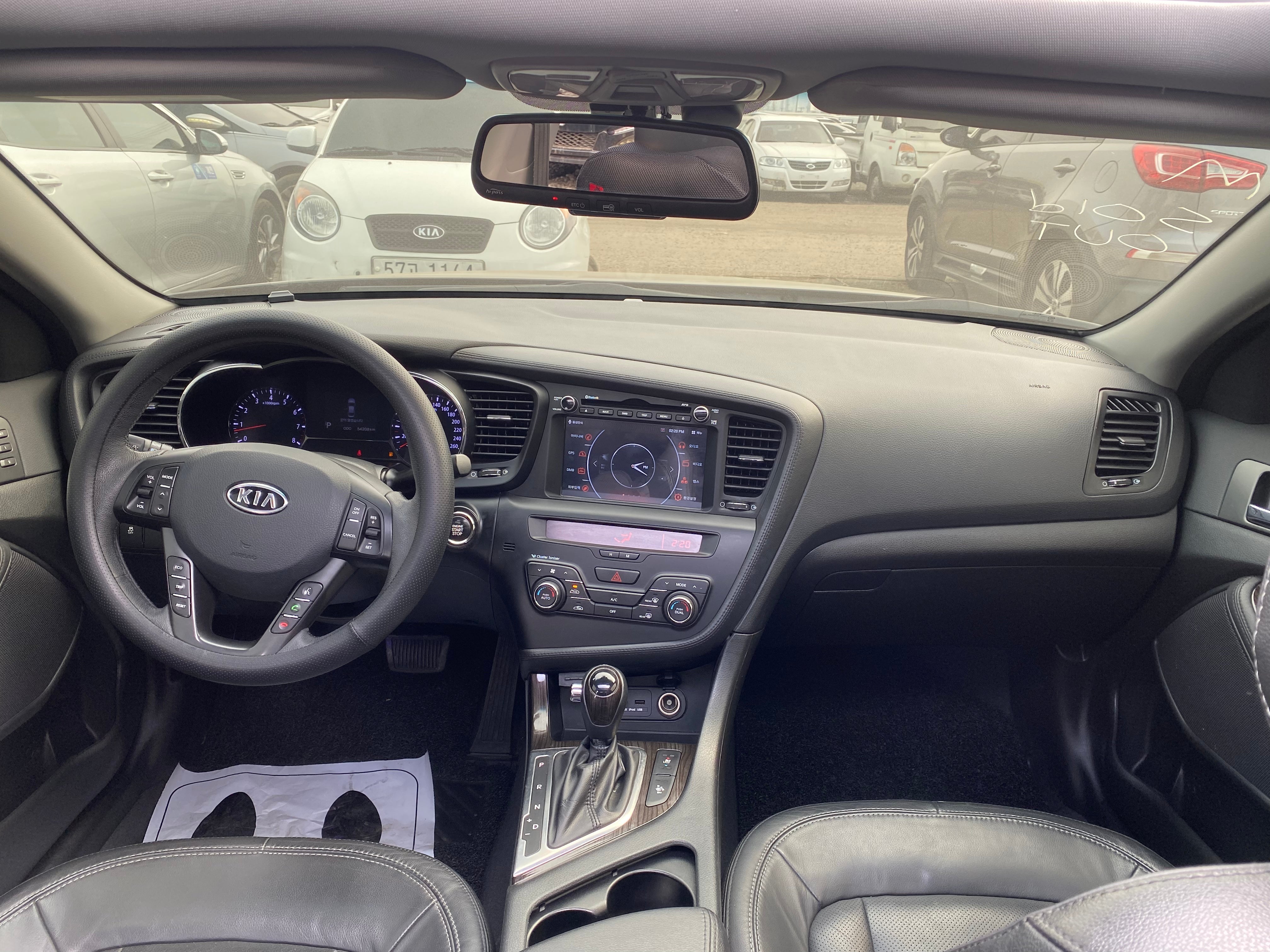 KIA K5 2011
