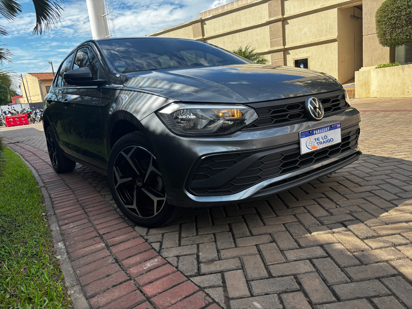 VOLKSWAGEN POLO TRACK 2024