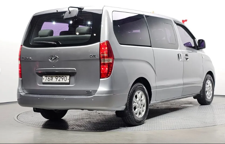 HYUNDAI GRAND STAREX 2012