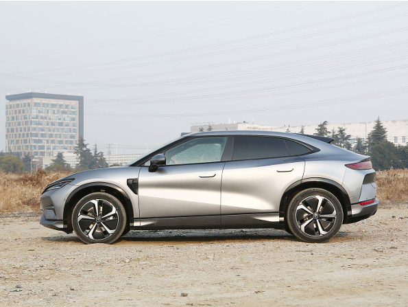 BYD Song L INTELLIGENT DRIVING EV 2025