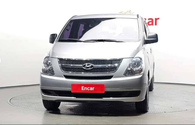 HYUNDAI GRAND STAREX 2012