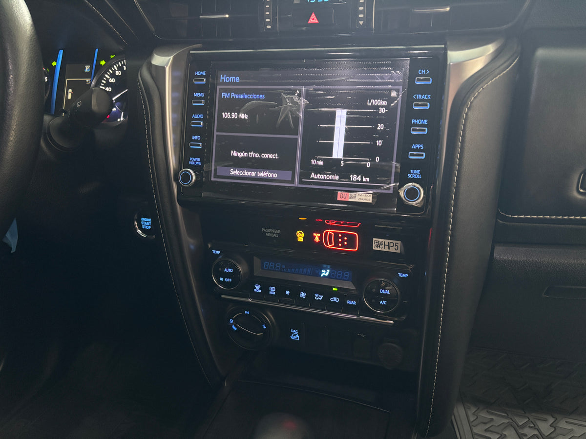 TOYOTA FORTUNER 2022
