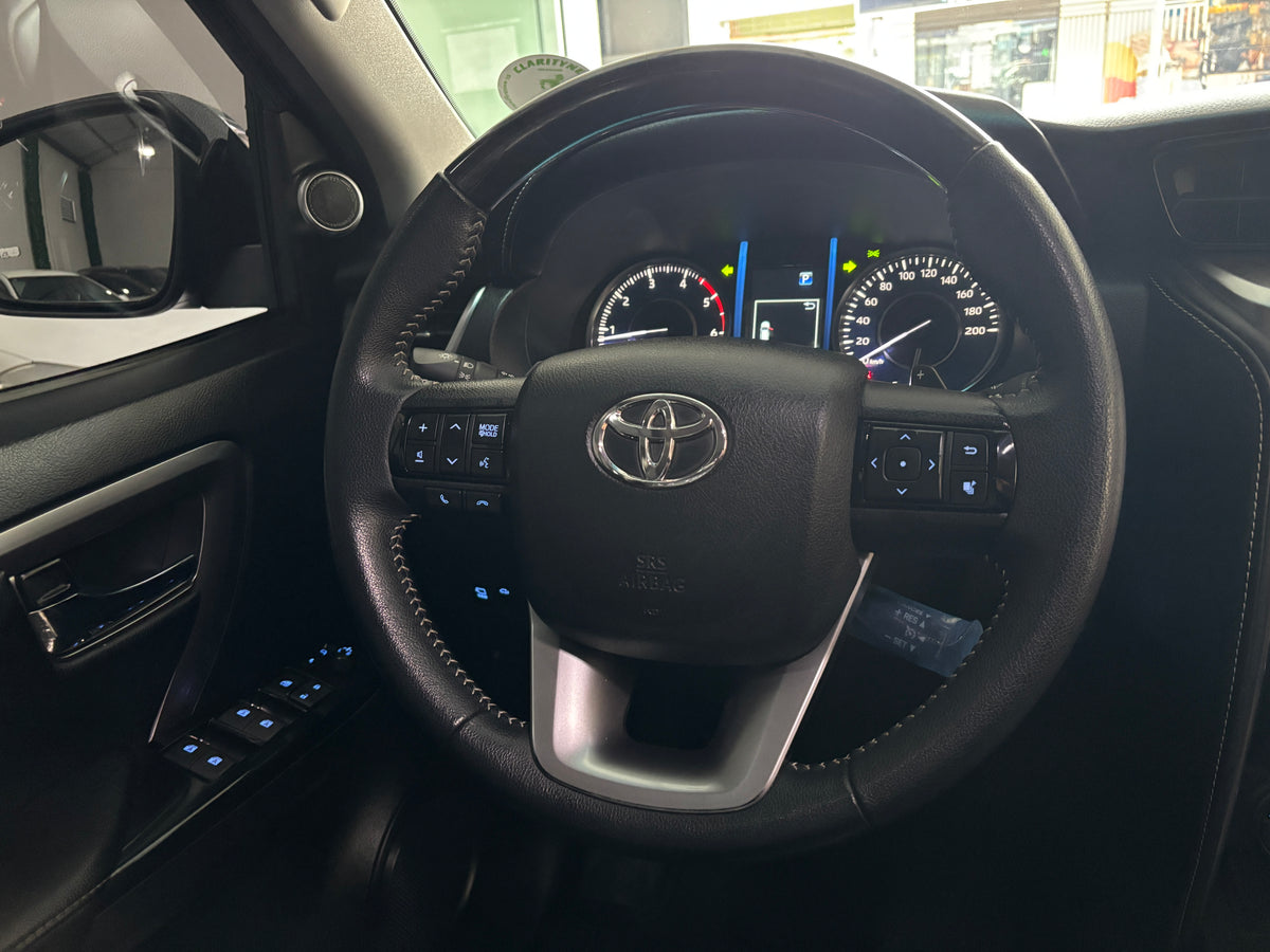 TOYOTA FORTUNER 2022