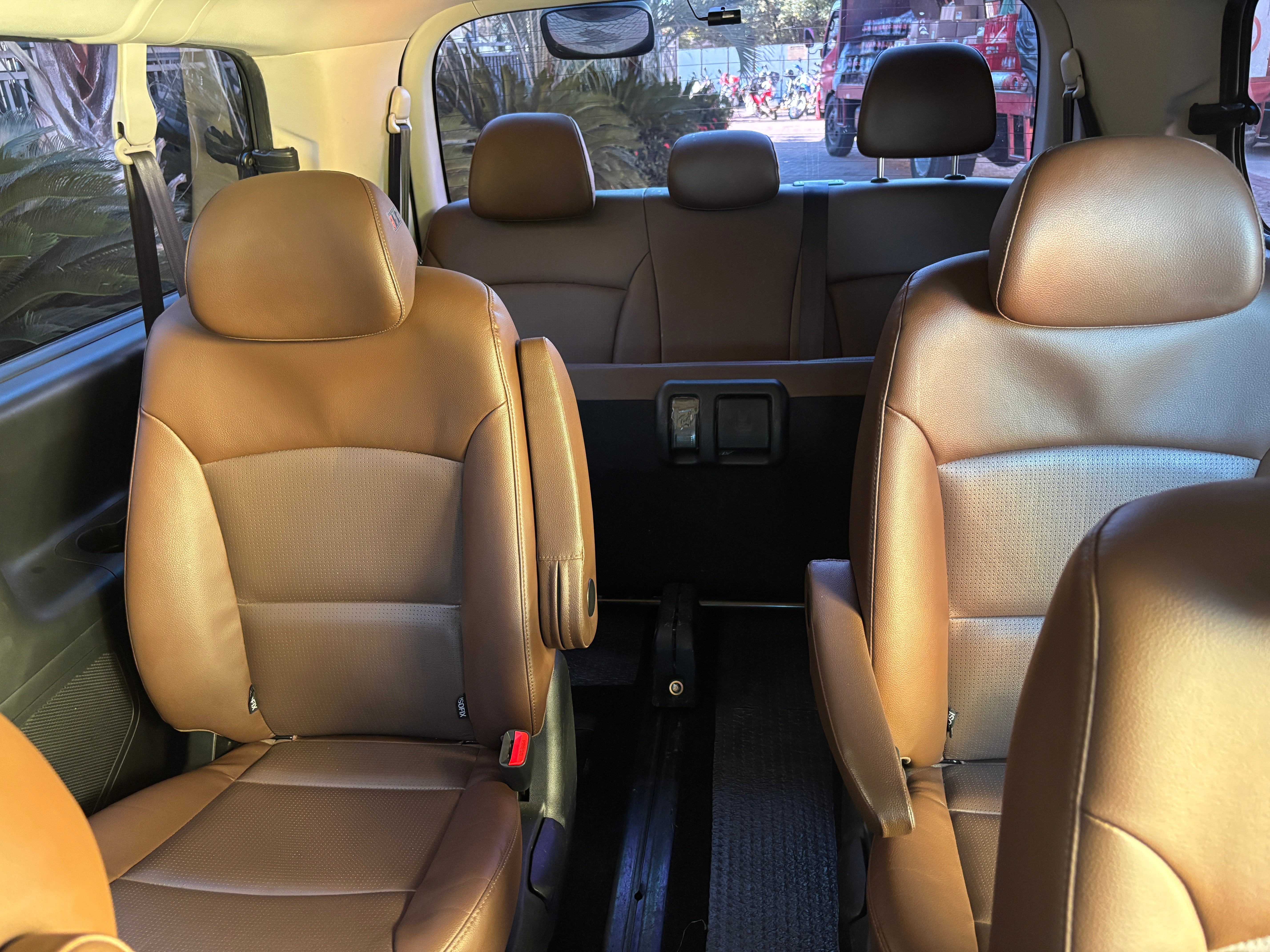 HYUNDAI GRAND STAREX 2019