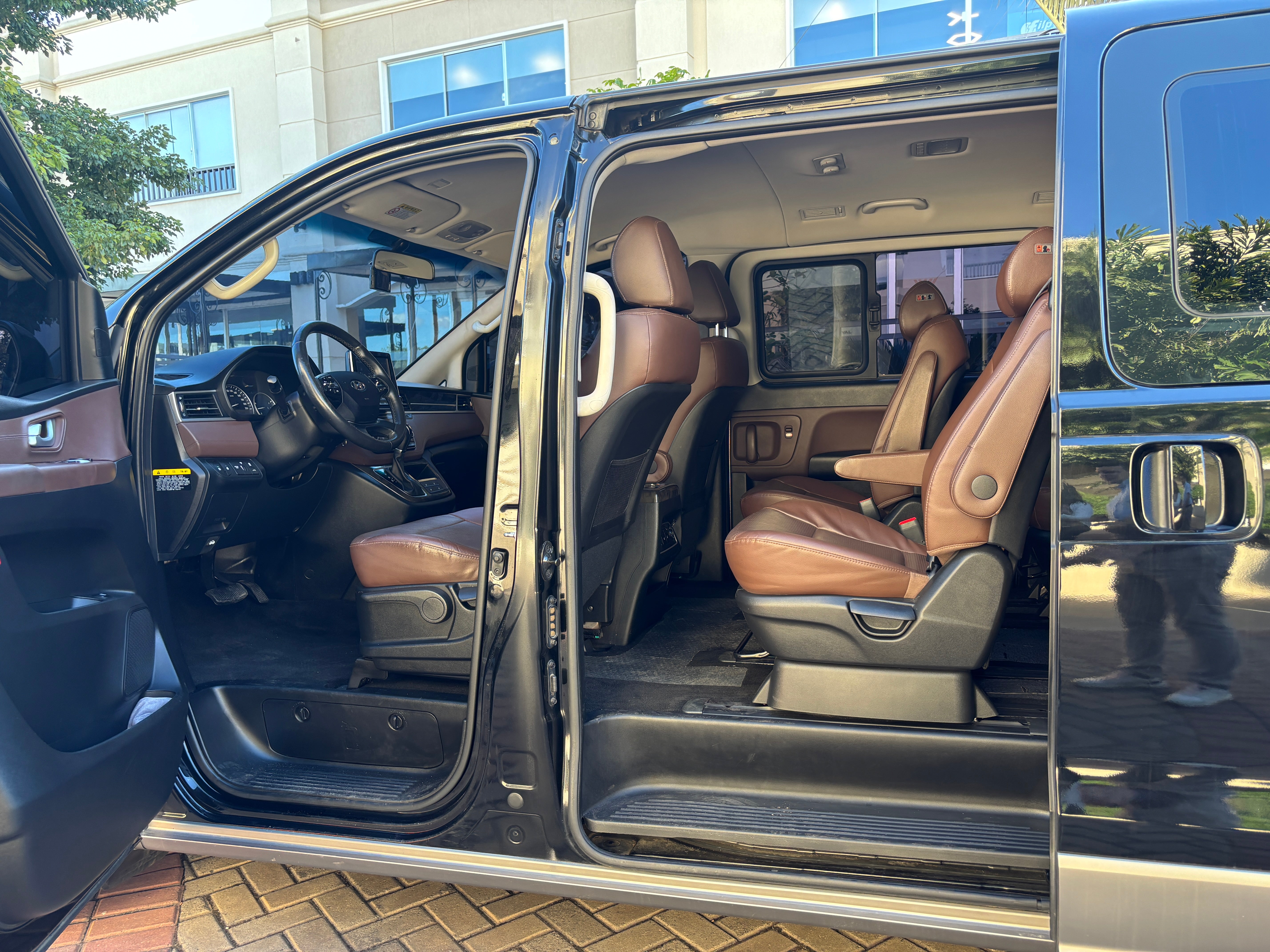 HYUNDAI GRAND STAREX 2019