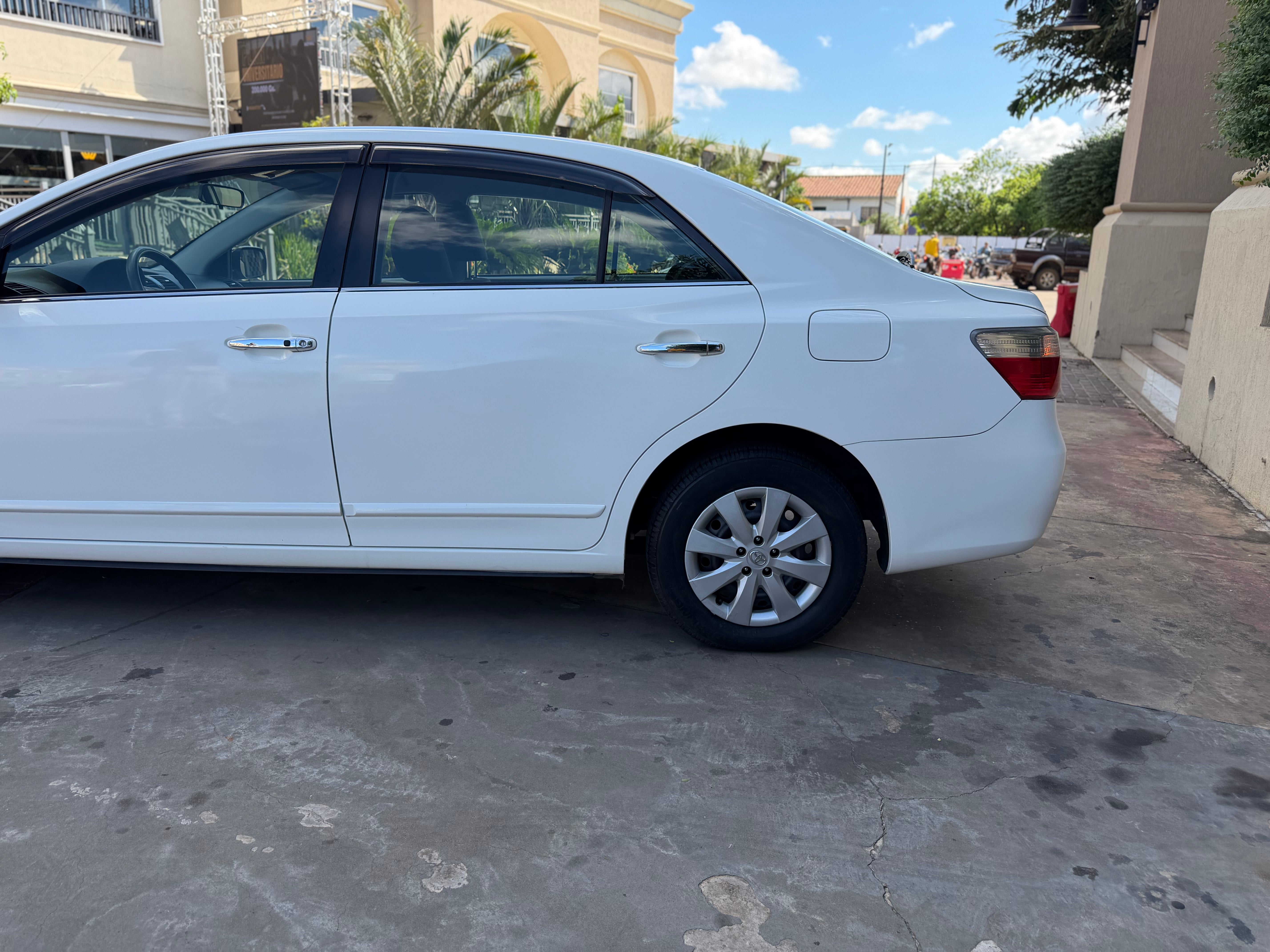 TOYOTA PREMIO 2007
