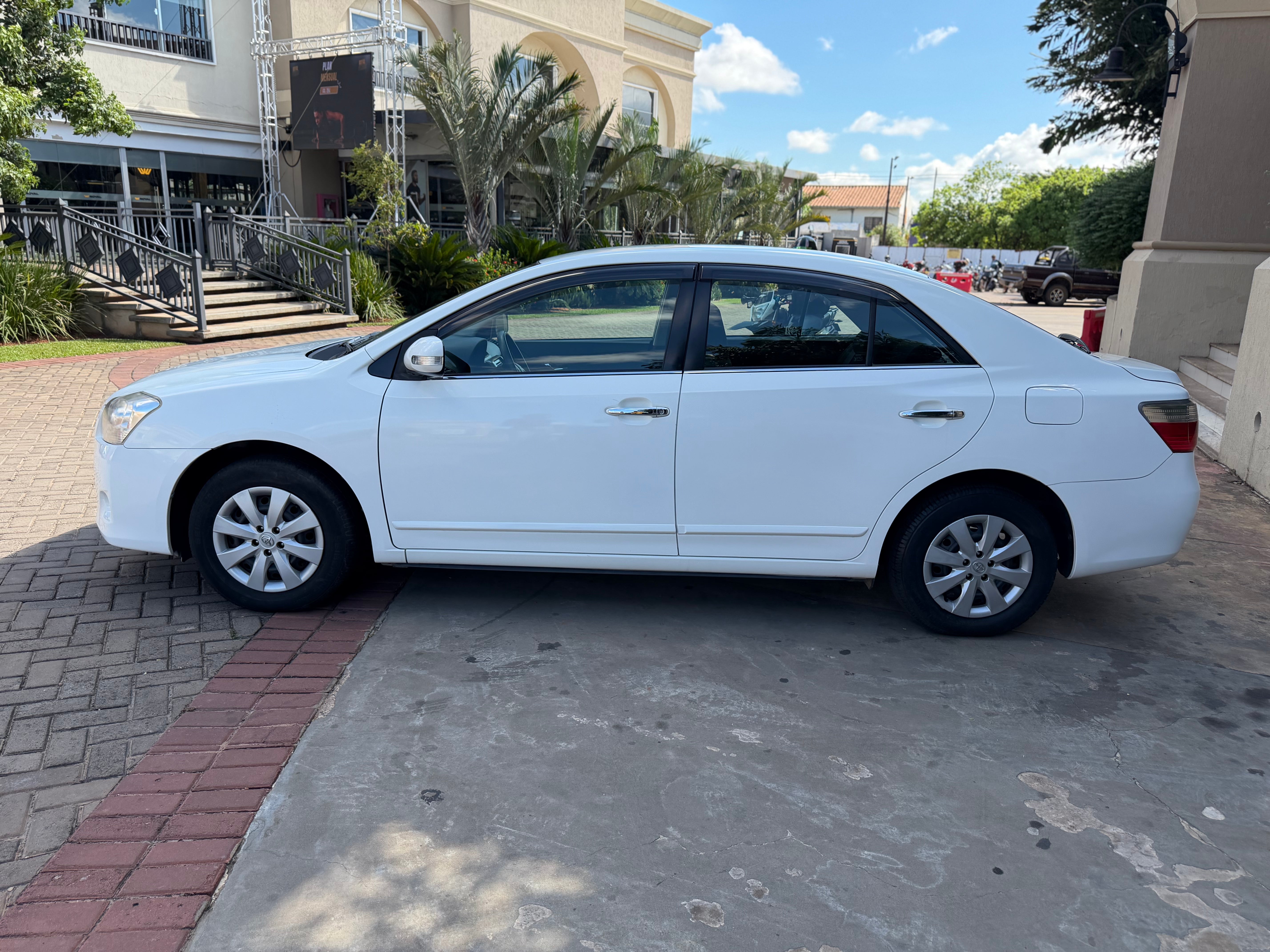 TOYOTA PREMIO 2007
