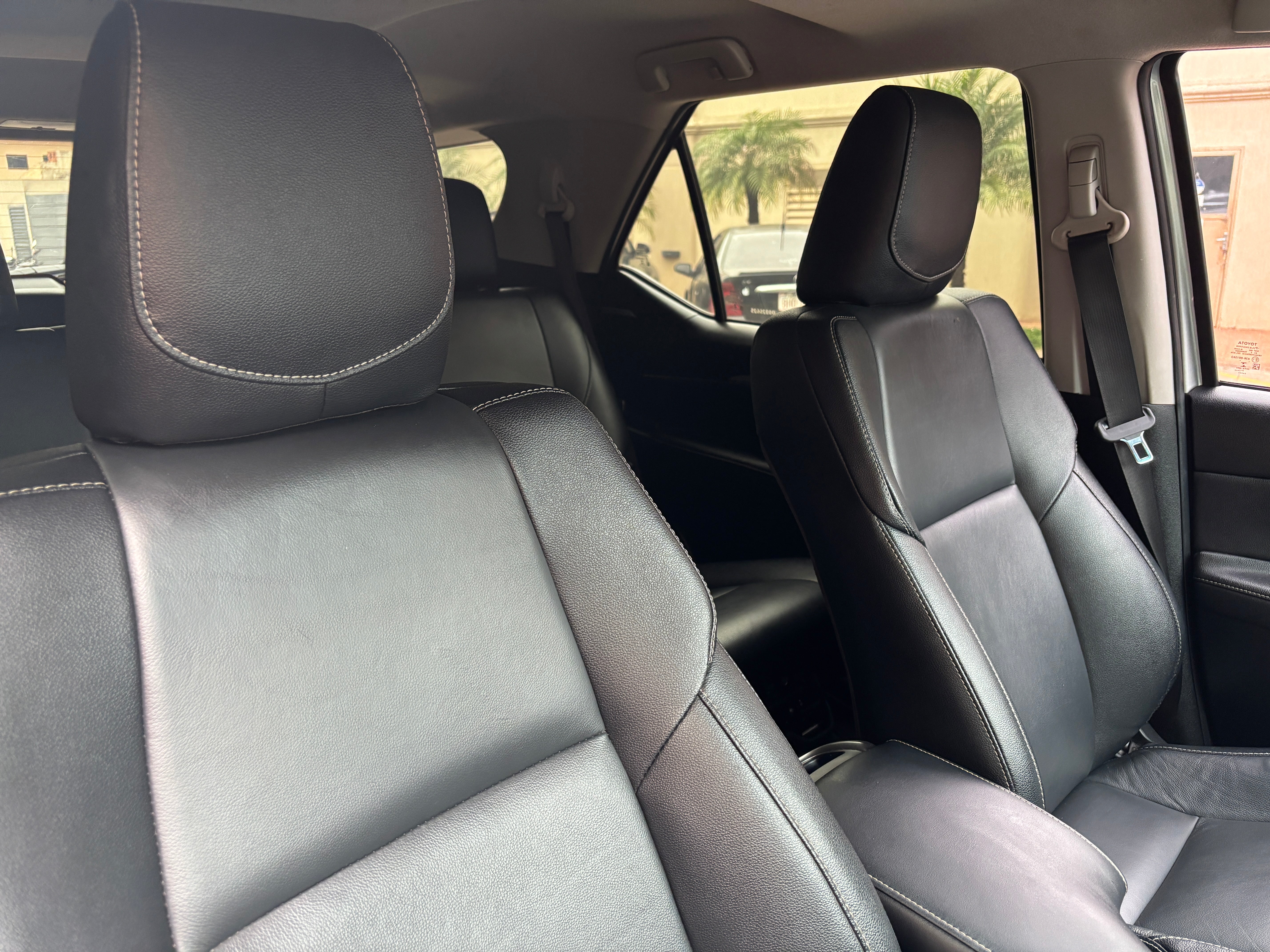 TOYOTA FORTUNER 2023 SRV
