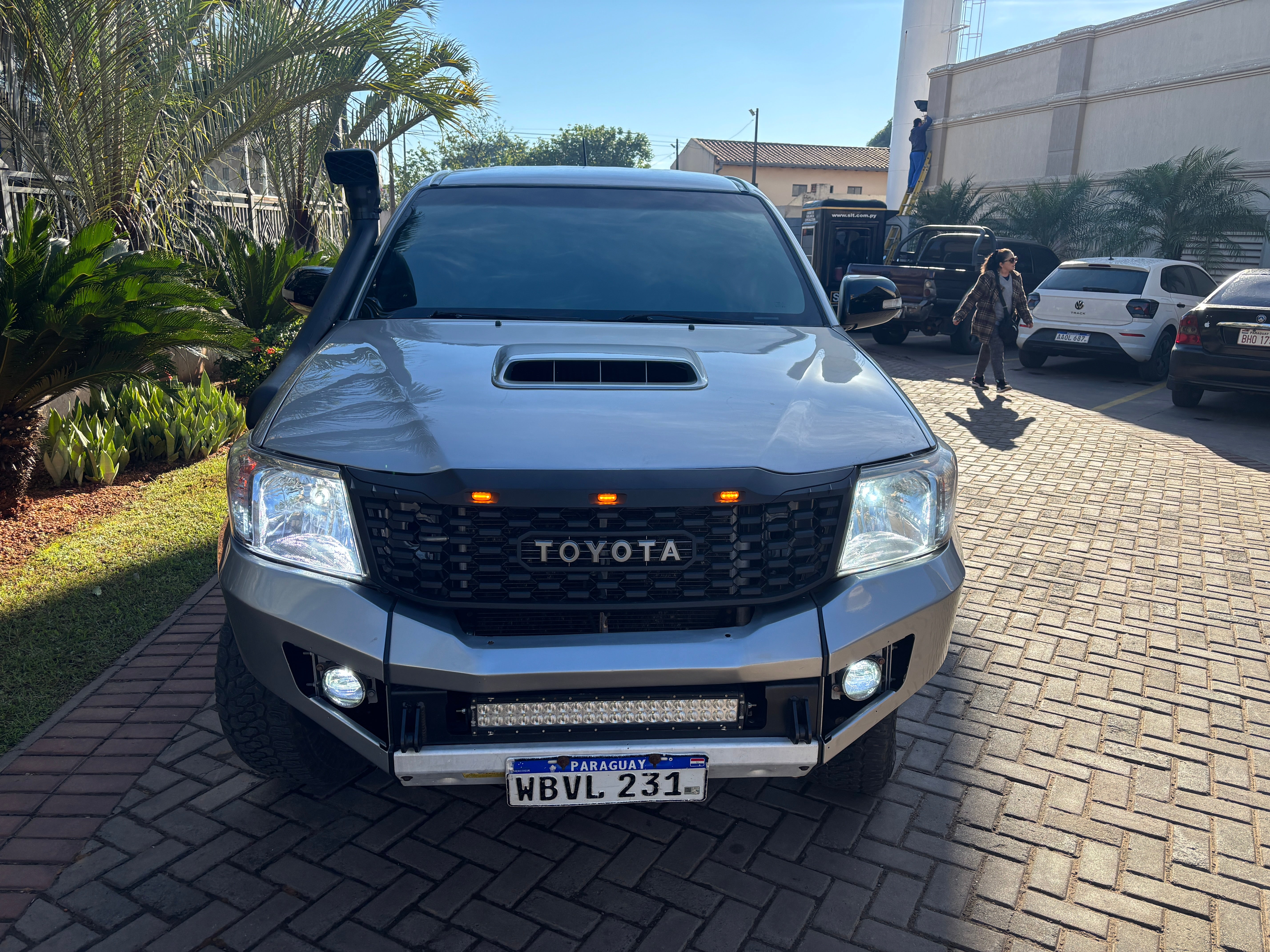 TOYOTA HILUX 2015