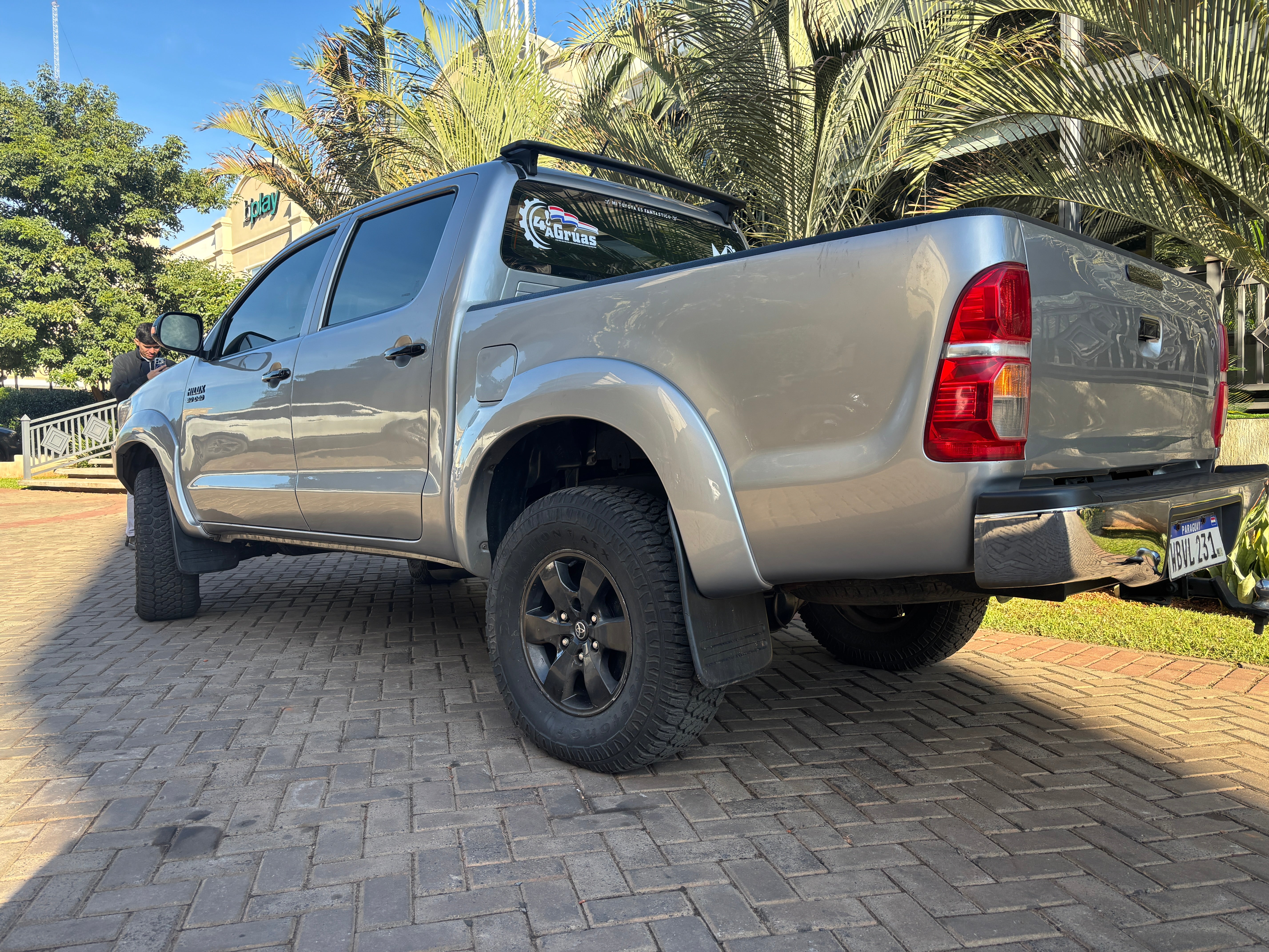 TOYOTA HILUX 2015