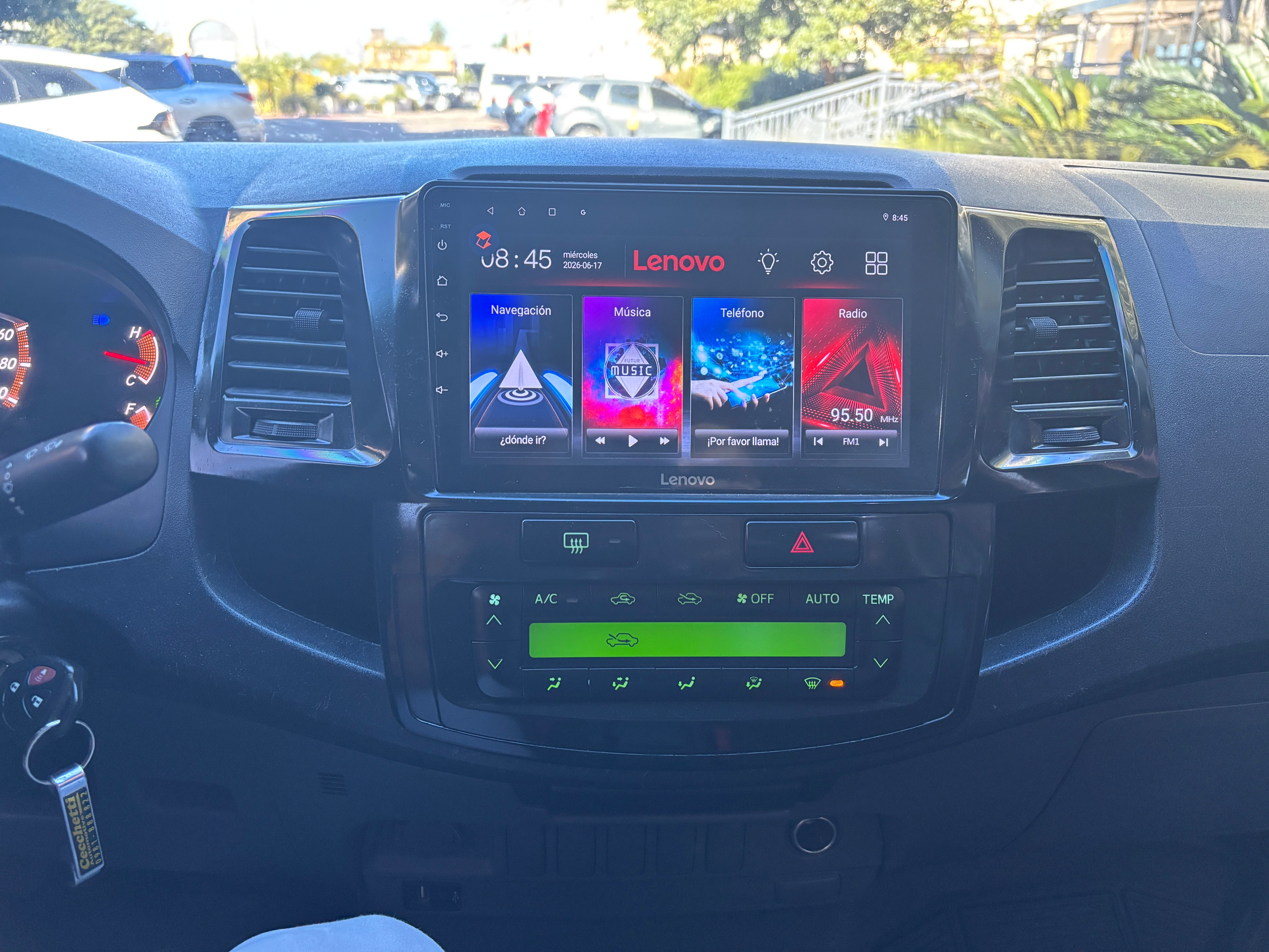 TOYOTA HILUX 2015