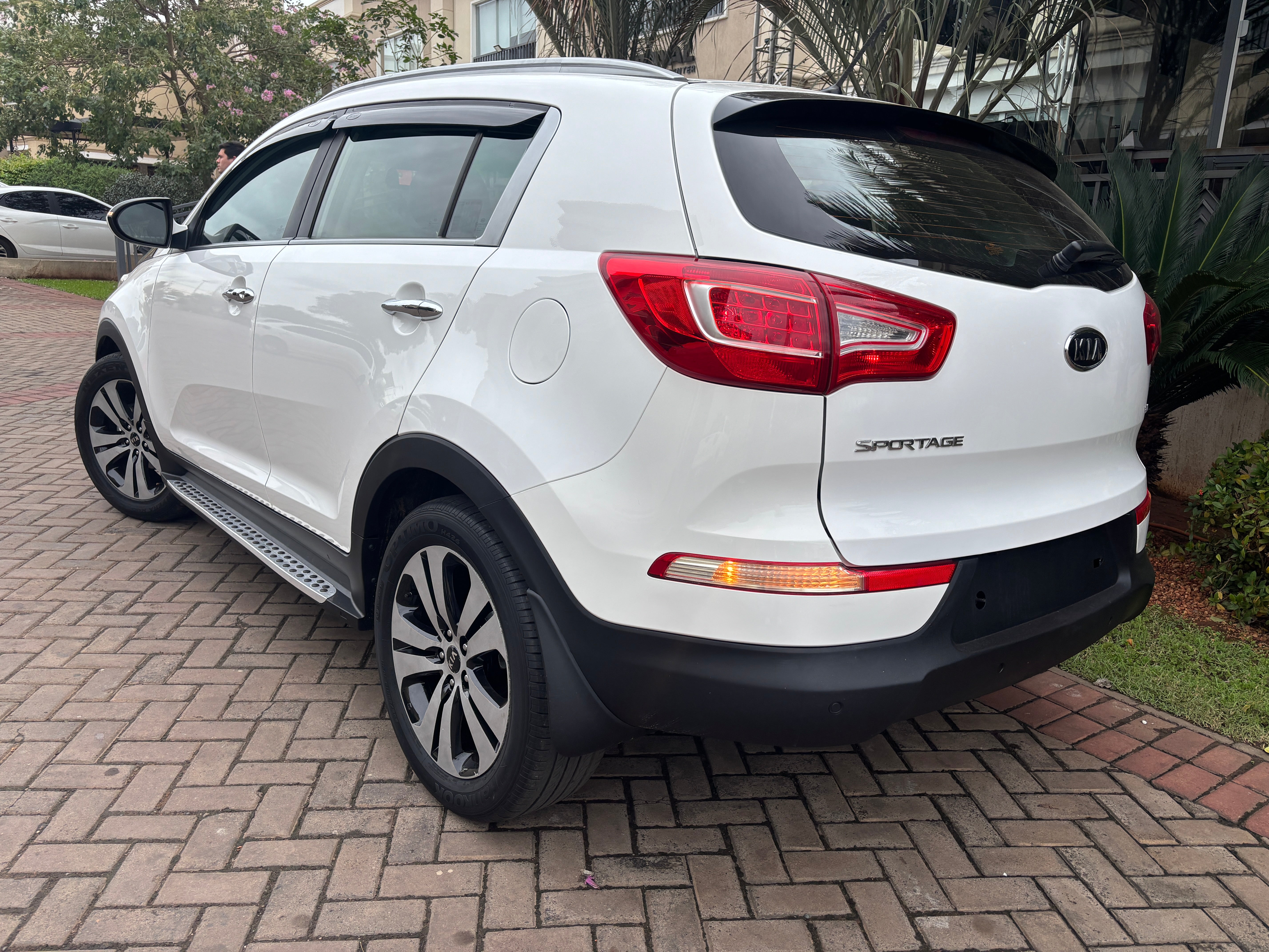 KIA SPORTAGE 2011