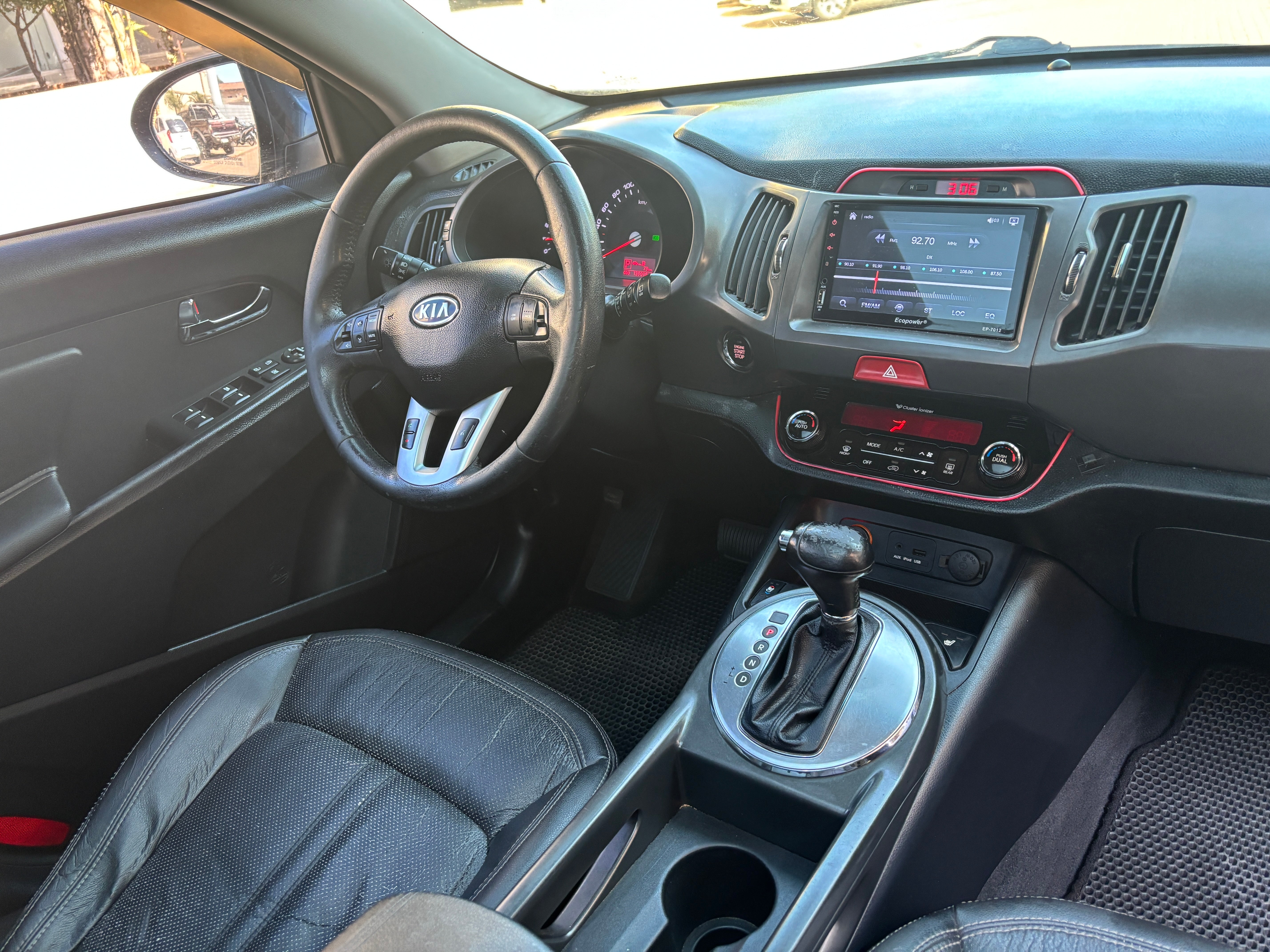 KIA SPORTAGE 2011