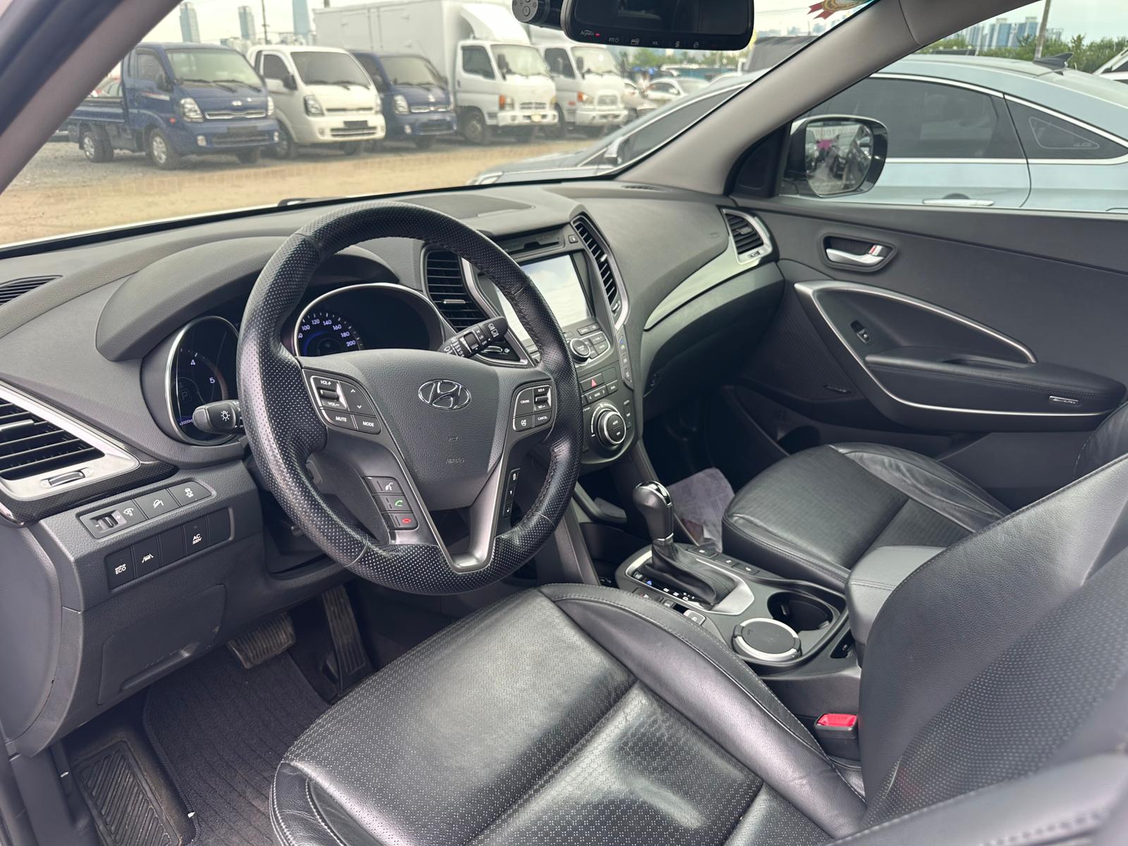 HYUNDAI SANTA FE 2013