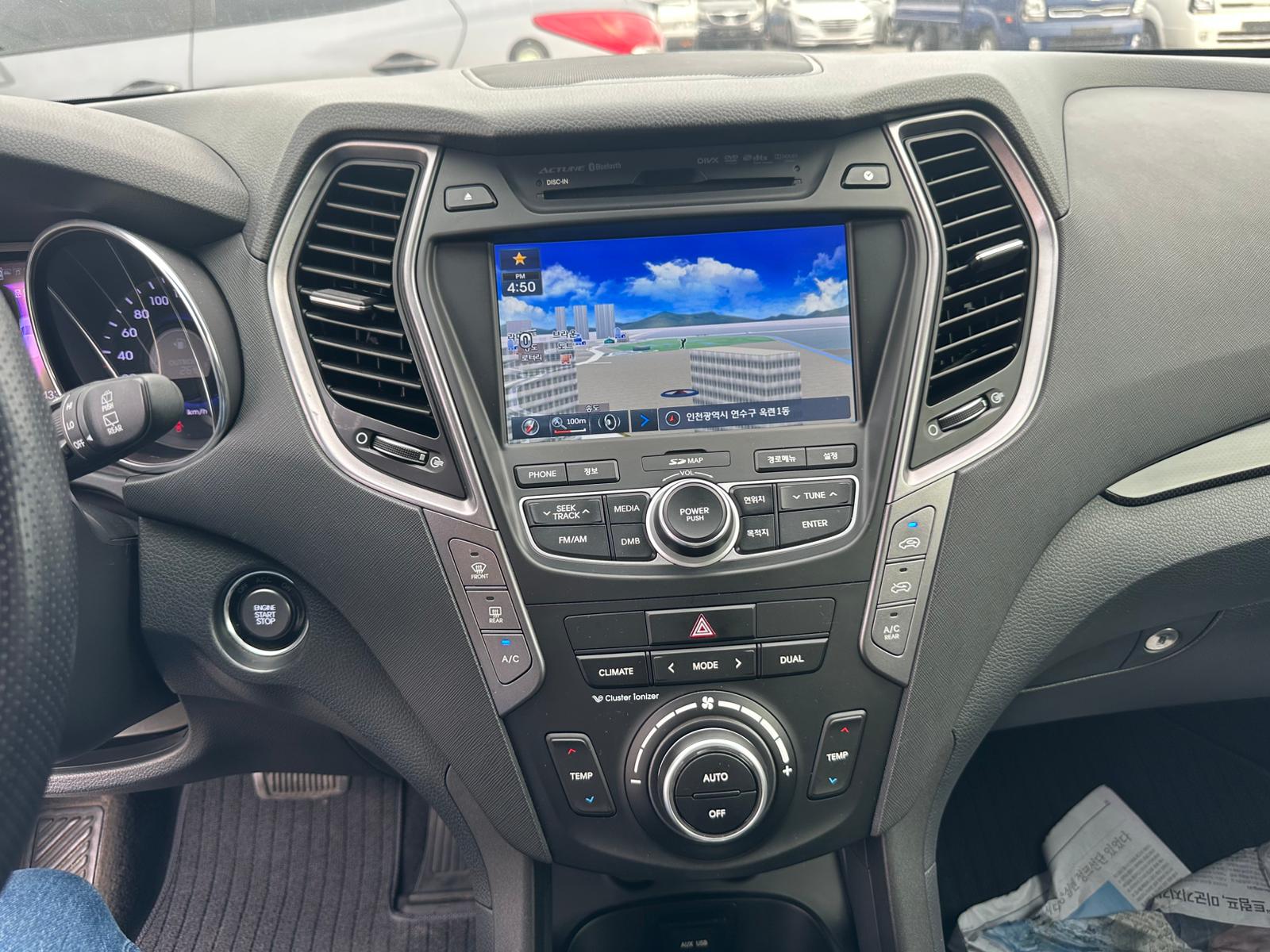 HYUNDAI SANTA FE 2013