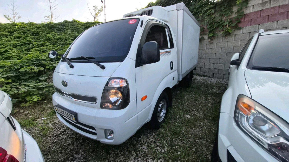 KIA BONGO 2014