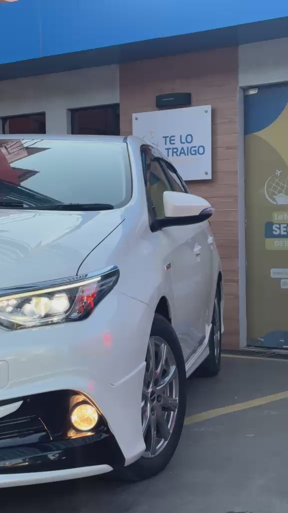 TOYOTA AURIS 2017