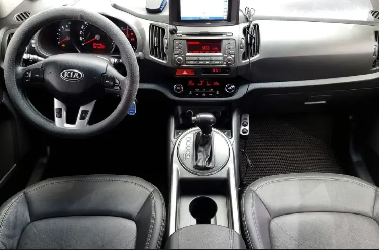 Sportage 2011 silver 3.webp